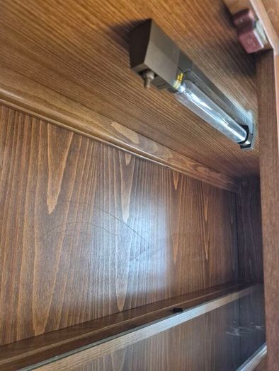 display cabinet
