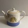 Sarah's Garden from the Wedgwood collection tea pot Image 2