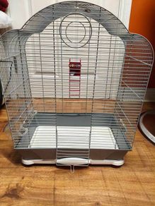 Bird cage medium