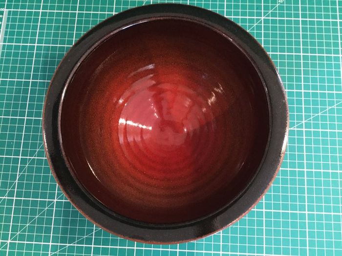 Louis Mulcahy Large Smoilin Design Fruit/Salad/Pasta Serving Bowl