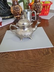 Tea pot silver coloured