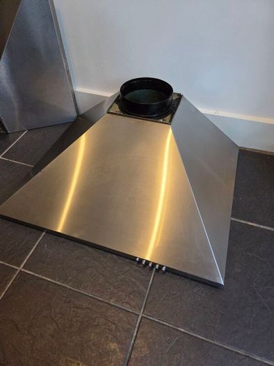 2 Stainless Steel Cooker Hood Extractors