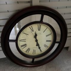 Mirrored wall clock for free