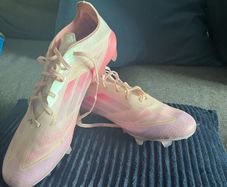 Lamine yamal limited edition boots size 8.5 uk