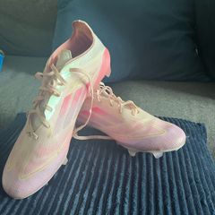 Lamine yamal limited edition boots size 8.5 uk