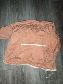 Weaning sleeved bib