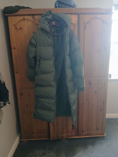 Women's long puffer coat new with tags size 10