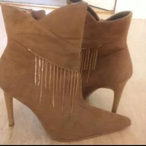 Tassle Boots