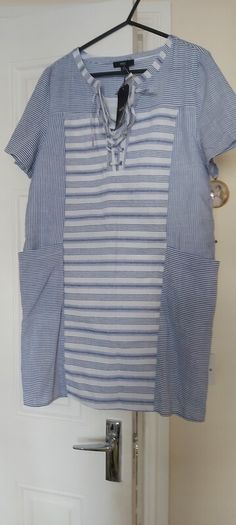 Ladies dress VERY