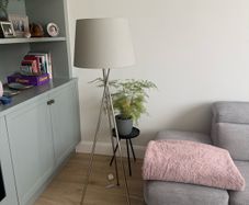 floor lamp