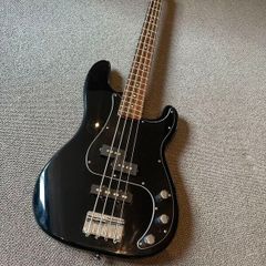 Squier PJ Bass