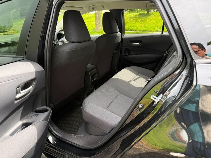 2021 Corolla Touring Hybrid Auto only19900