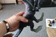 Jurassic World Dominion  Therizinosaurus Electronic Action Figure