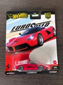 HotWheels Premium LaFerrari