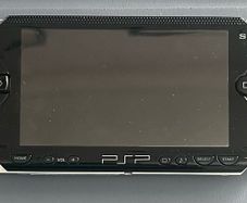 Sony PlayStation Portable (PSP-1000) Bundle