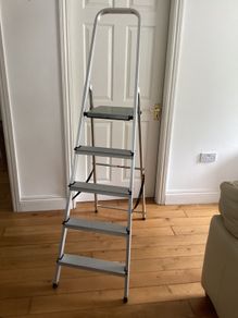 5 steps ladder