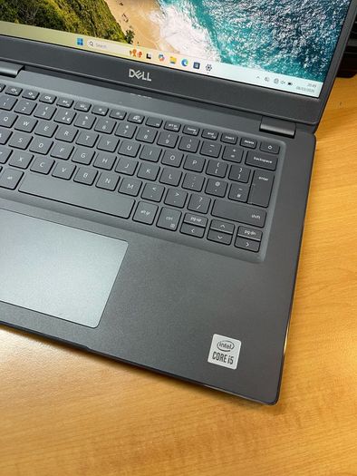 Dell Laptop i5 pro 10gen 8/512 ssd windows 11 pro