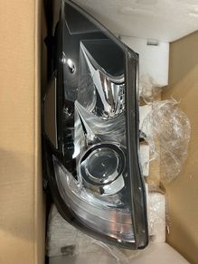 Skoda Superb Headlight  Nearside Left N/s/f 3t2941015f Halogen Rhd