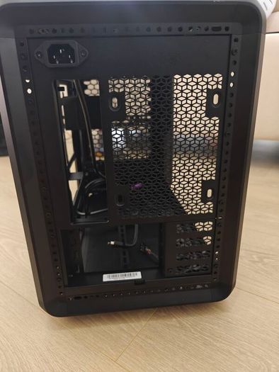 Cooler Master MasterFrame 400