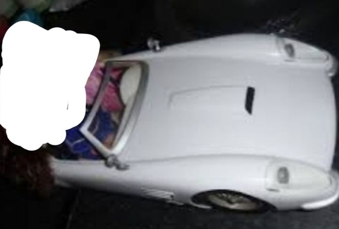 Bratz Convertible (DC) 248 (1)