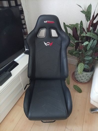 Racing Chair