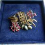 Vintage 1950s Gold Tone Rainbow  Crystal Rhinestone Floral Spray Brooch Image 7