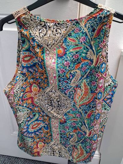 Ladies top