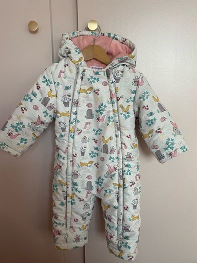 Pramsuit
