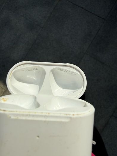 Apple airpod case