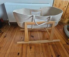 moses basket (clevamama)