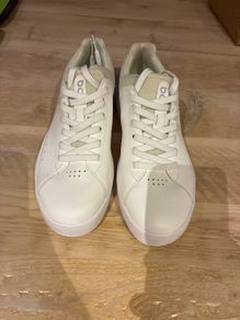 On Cloud The Roger Women's Shoes. Size 6uk. Brand new, never worn without box.