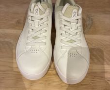 On Cloud The Roger Women's Shoes. Size 6uk. Brand new, never worn without box.