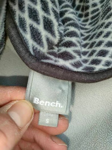 Ladies Bench full zip fleece  Size Small