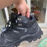 Hiking boots Image 3