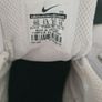Nike boys runners size junior 9 Image 3