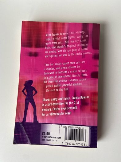 Carol Hedges - Spy Girl