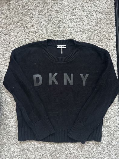 DKNY black jumper (xs)