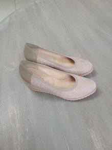 Brand new pair of beautiful taupe wedges, bioeco by arka