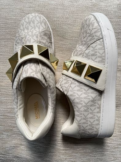 Michael Kors Runners size 6