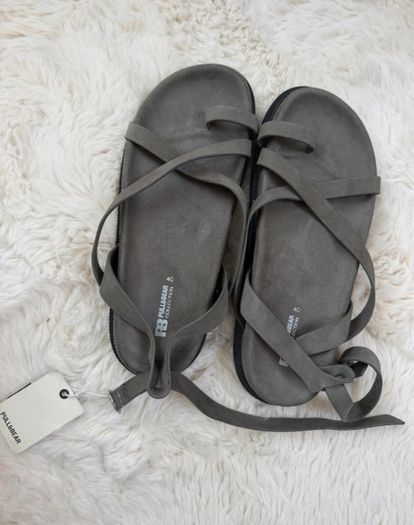 sandals pull&bear