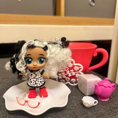 Toys. Dolls LOL
