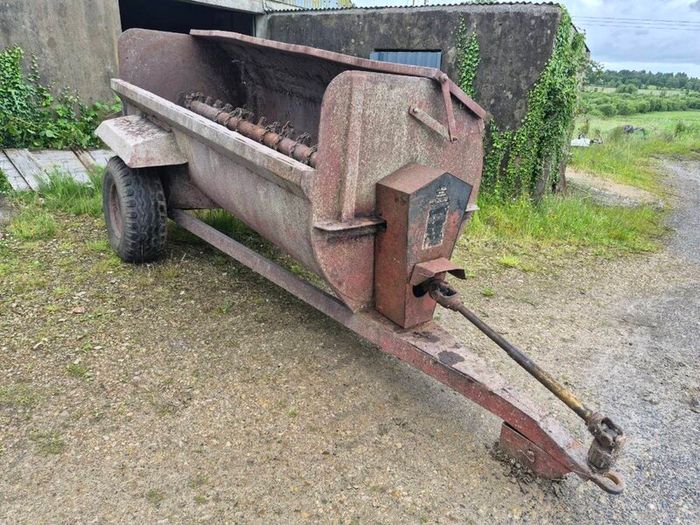 Much spreader