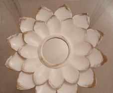 Lotus Flower Shaped Mirror