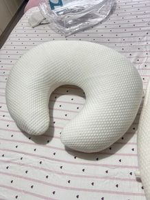 Feeding pillow
