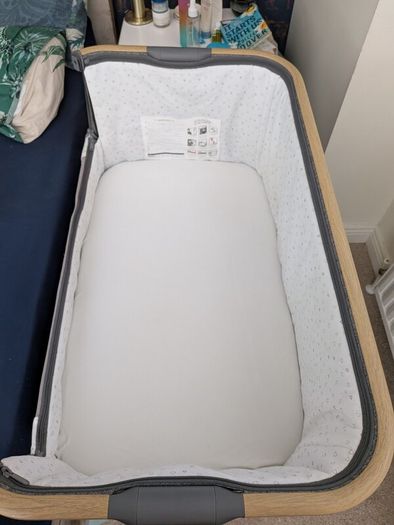 Tutti Bambino Cozee Co-sleeper cot