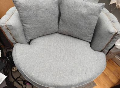 swivel chair