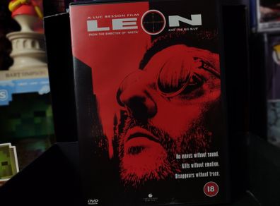 Leon ! El Profesional ! Classic Movie ! 1994 ! DVD ! Luc Besson ! Jean Reno !