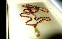 Vintage Hallmarked 'Rope' Chain & Teardrop Pendant