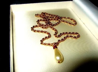 Vintage Hallmarked 'Rope' Chain & Teardrop Pendant