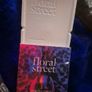 floral street parfume Image 3
